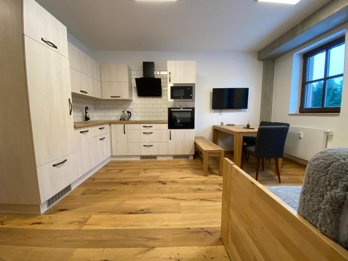 Wellness Apartman Pila Kvilda Exteriör bild